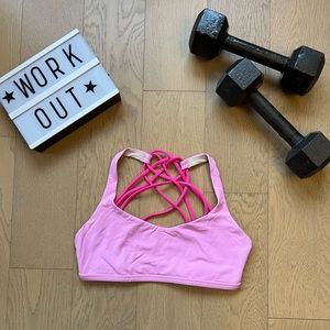 Lululemon 6 Free to Be Wild Bra - Pink